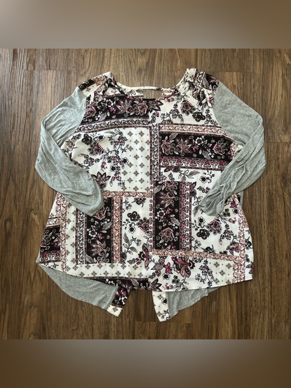 Maurices 2XL Patchwork Floral Blouse Gray Long Sleeve Ladder Shoulder